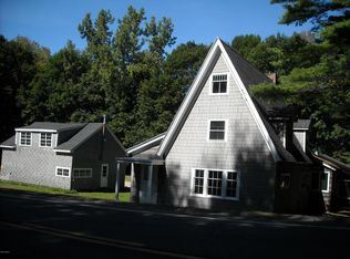 1295 Cape St, Lee, MA 01238