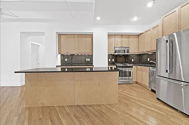Rented by Compass | media 7