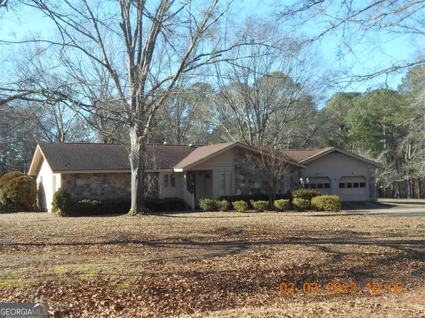 223 E Yorktown Dr, Lagrange, GA 30240