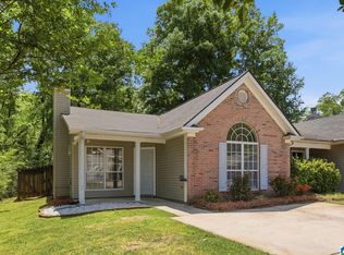 132 Coales Branch Dr, Pelham, AL 35124