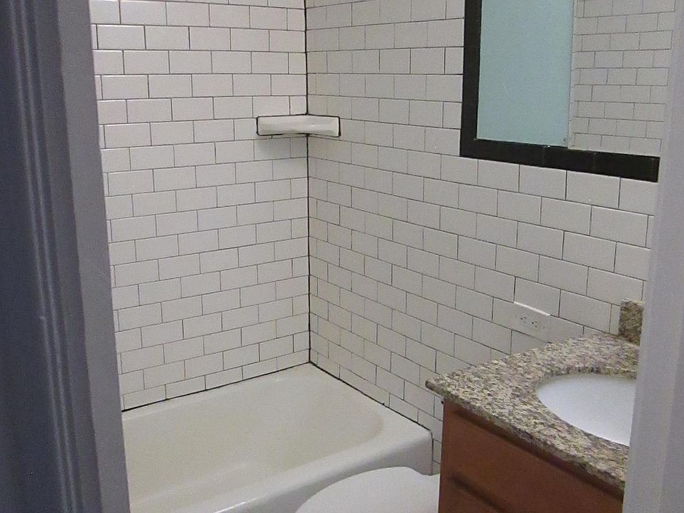 1st image of 1375 N Washington St APT 207