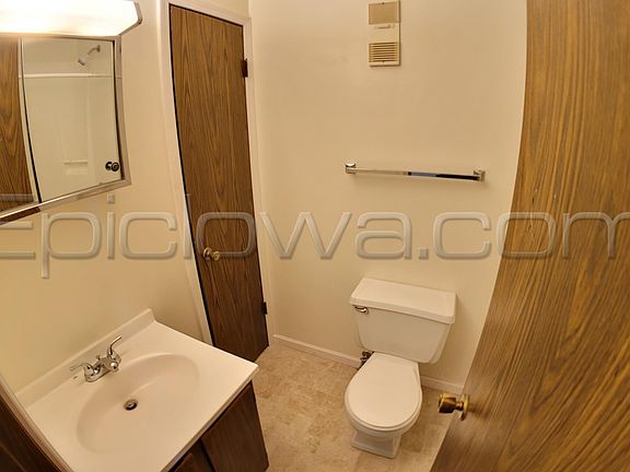 4th image of 20 N 10th Ave #14