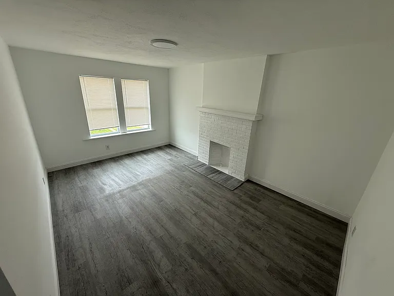 4973 Quincy St #B — Photo 6