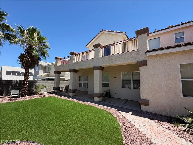 2381 Goldfire Cir — Photo 43