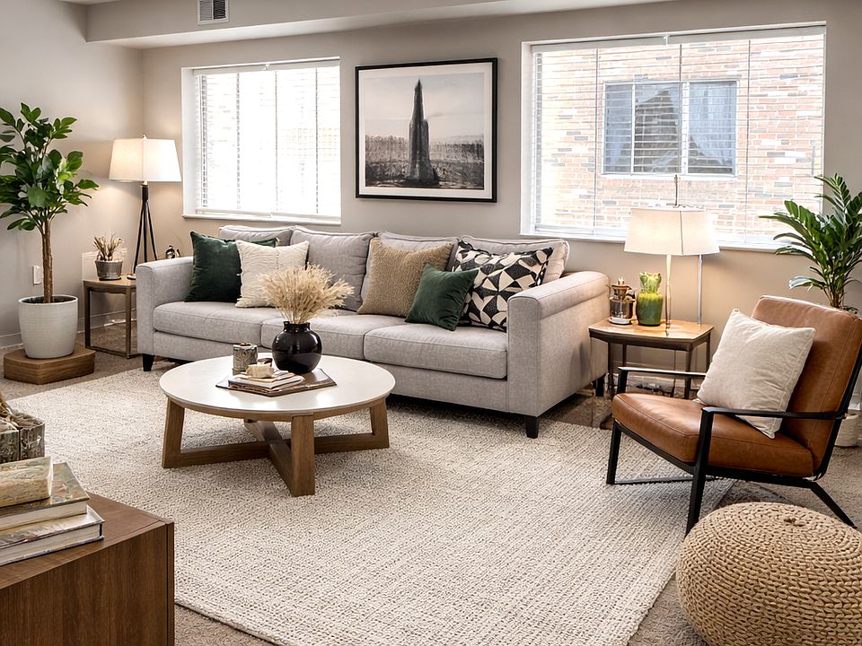 Sun lite large living space