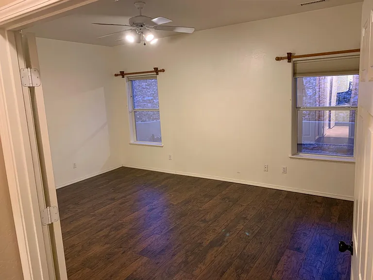 1542 Talon Pl — Photo 36