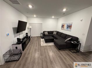 1112 Vanderbergh Blvd #1112, Monroe Township, NJ 08831