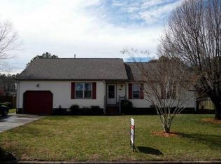 416 Spurlane Cir, Chesapeake, VA 23322