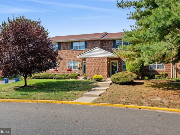 45 Turtle Creek Dr, Medford, NJ 08055