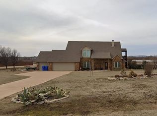 609 NE Valley View Rd, Lawton, OK 73507