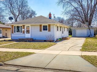 517 E Wilson Ave, Appleton, WI 54915