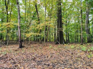 318 Knoll Rd, Newton, NJ 07860
