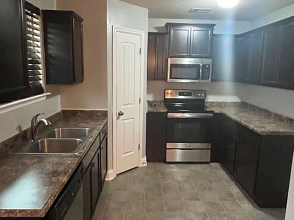 4th image of 8917 Joyce Dr