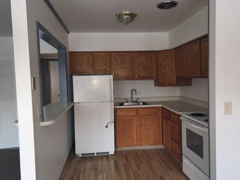 2nd image of 2034 Sanlin Dr