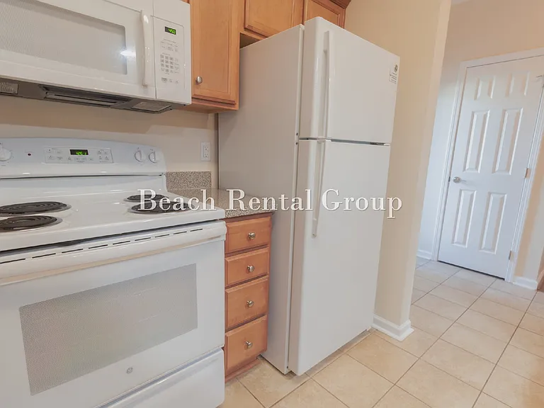 148 Scotch Broom Dr #201 — Photo 5