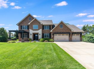 11057 Riverside Dr, Frankfort, IL 60423