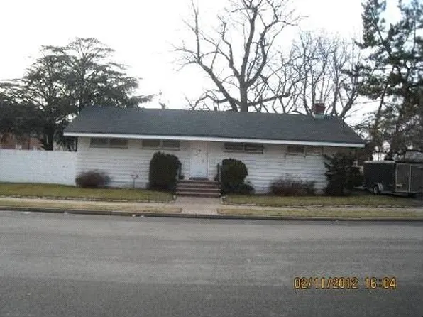 466-470 E 38th St, Paterson, NJ 07504