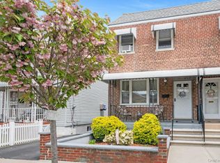 152 Meagher Ave, Bronx, NY 10465