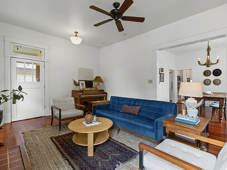 2260 Fairmount Ave — Photo 5