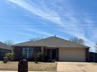 1700 S Narcissus Pl, Broken Arrow, OK 74012