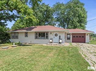 749 E Andrew Rd, Springfield, IL 62707