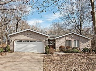 14836 Sportsmen Rd, Trenton, IL 62293