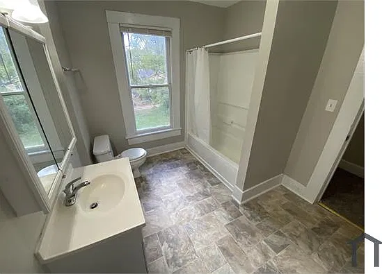 4 bed, 1783 sqft, $1,300 — Photo 4