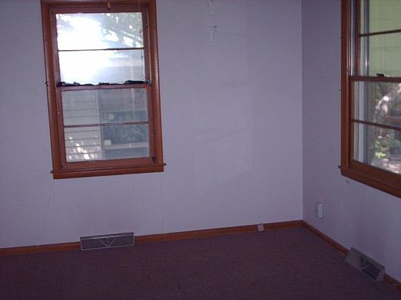 5th image of 818 E 3rd Ave #181-1748070