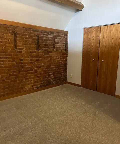 132 W B St #3J — Photo 4