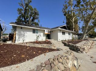 22141 Stagg St, Canoga Park, CA 91304