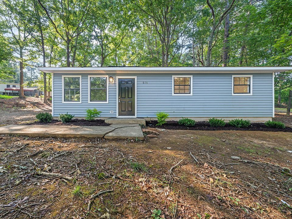 1st image of 614 Locust Rd
