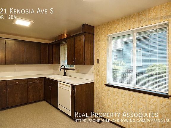 2nd image of 521 Kenosia Ave S