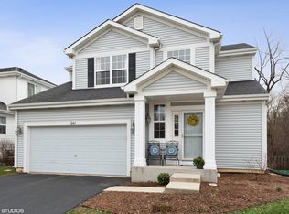 241 S Cornerstone Dr, Volo, IL 60020