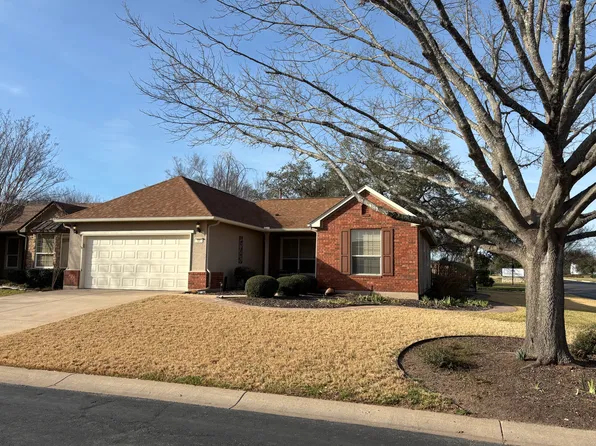 101 Dewberry Dr, Georgetown, TX 78633