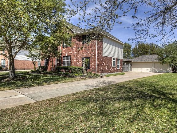 3rd image of 1303 Sentore Dr