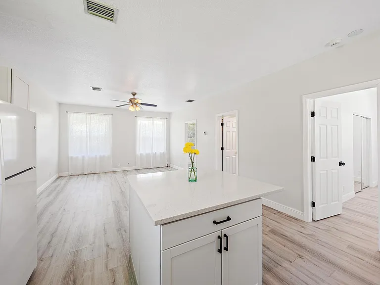 13928 82nd Ln N — Photo 36
