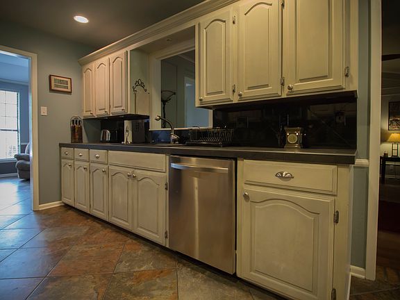 3rd image of 1514 Northwood Ct