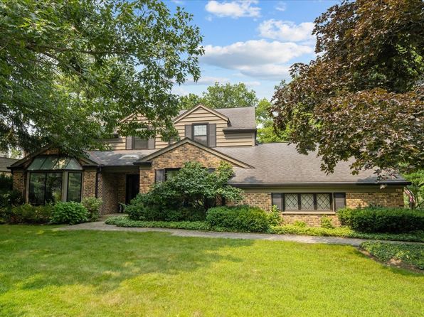 47 Coldstream Cir