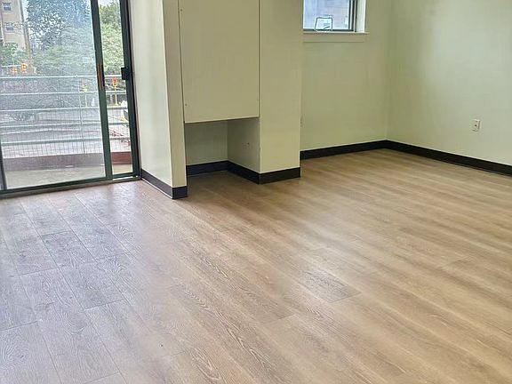 3rd image of 100 W Squantum St