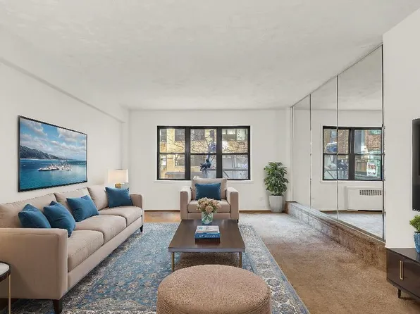 301 East 48th Street image 1 of 20