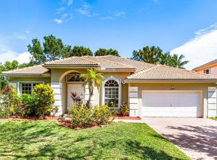 5255 NW 95th Ave, Coral Springs, FL 33076