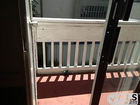 5th image of 18620 Hatteras St Unit 231