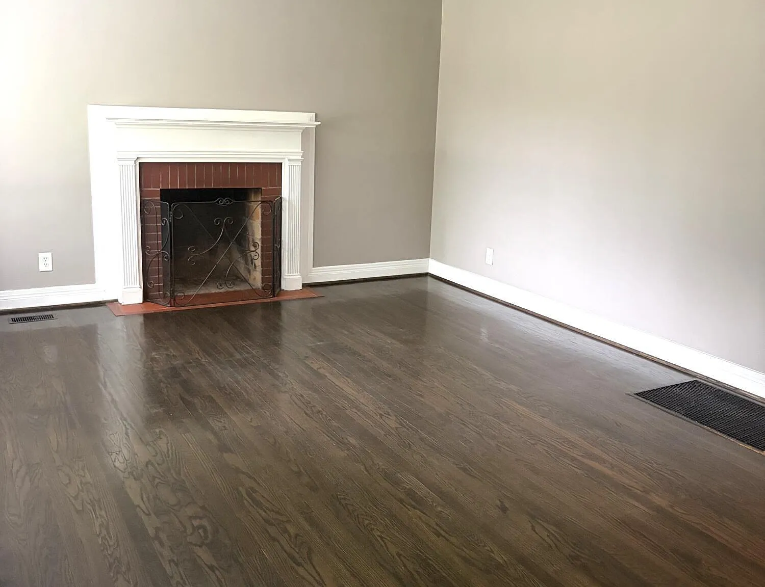 3 bed, 1.0 bath, 1650 sqft, $2,000 — Photo 3