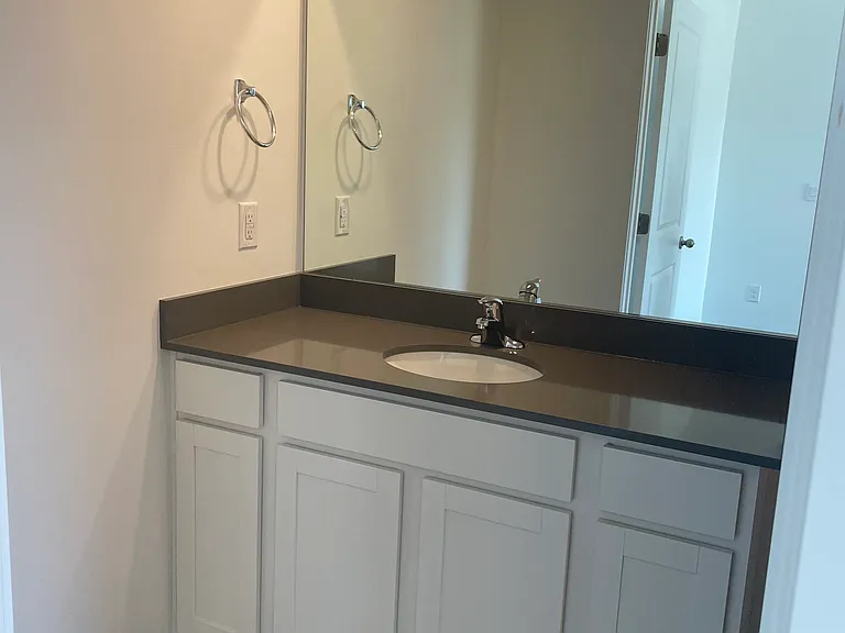 Actual bathroom, non-professional pic