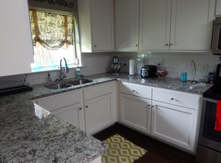 741 Crest Ln, Birmingham, AL 35209