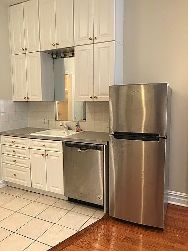 1st image of 845 Lexington Ave #3RE