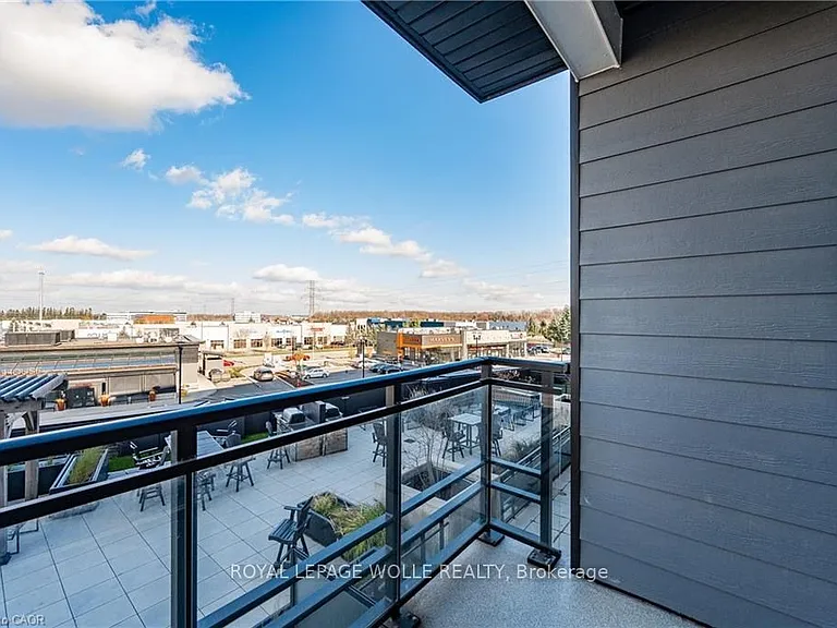 255 Northfield Dr E #302 — Photo 35