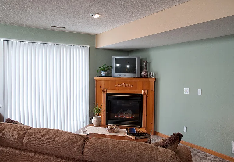1212 Hanley Rd #7 — Photo 9
