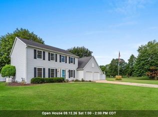 643 Stambaugh Rd, Green Bay, WI 54301