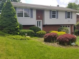 753 Sara Ln, Verona, PA